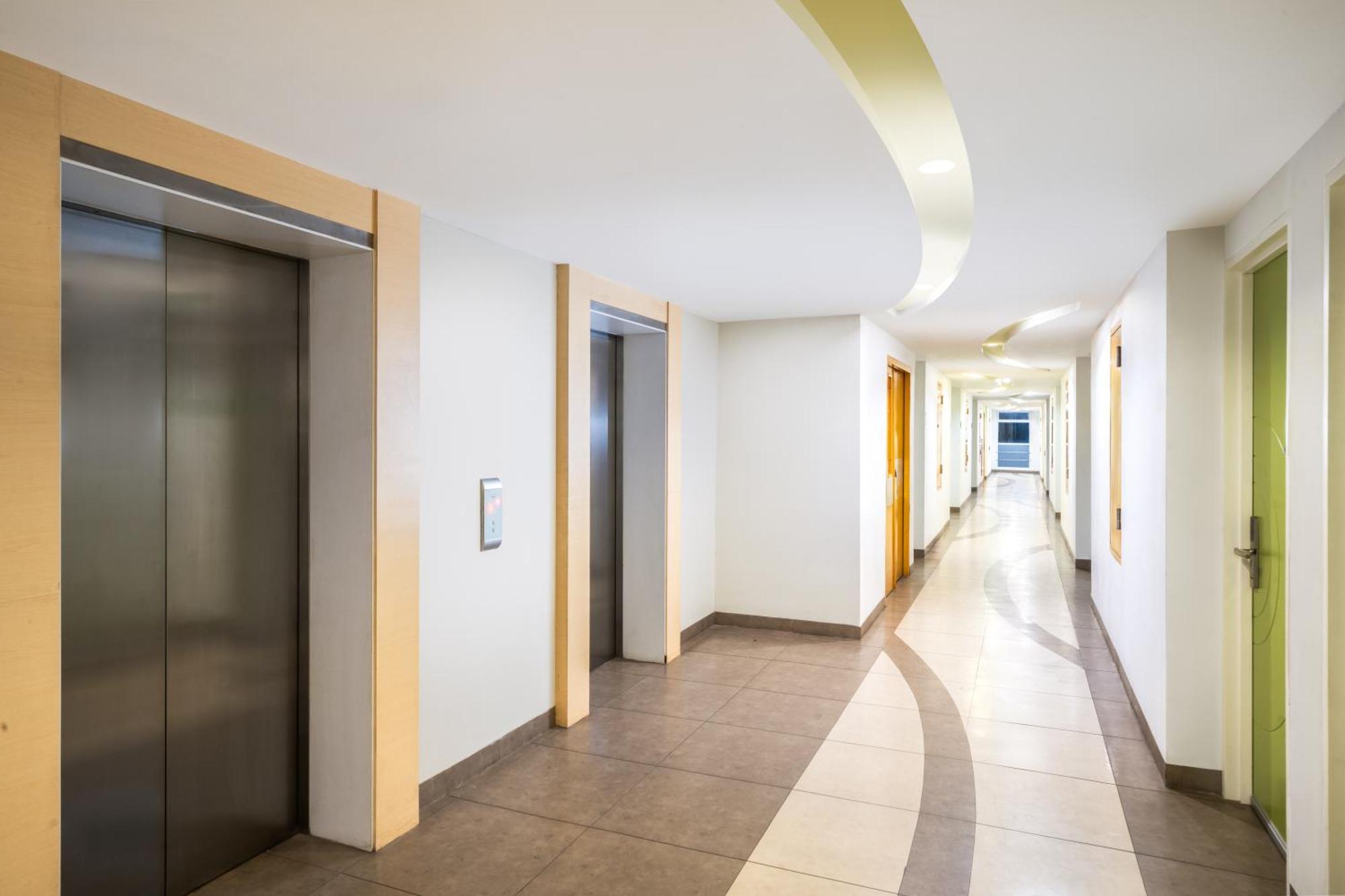 Zest Harbour Bay Batam By Swiss-Belhotel International Nagoya Esterno foto